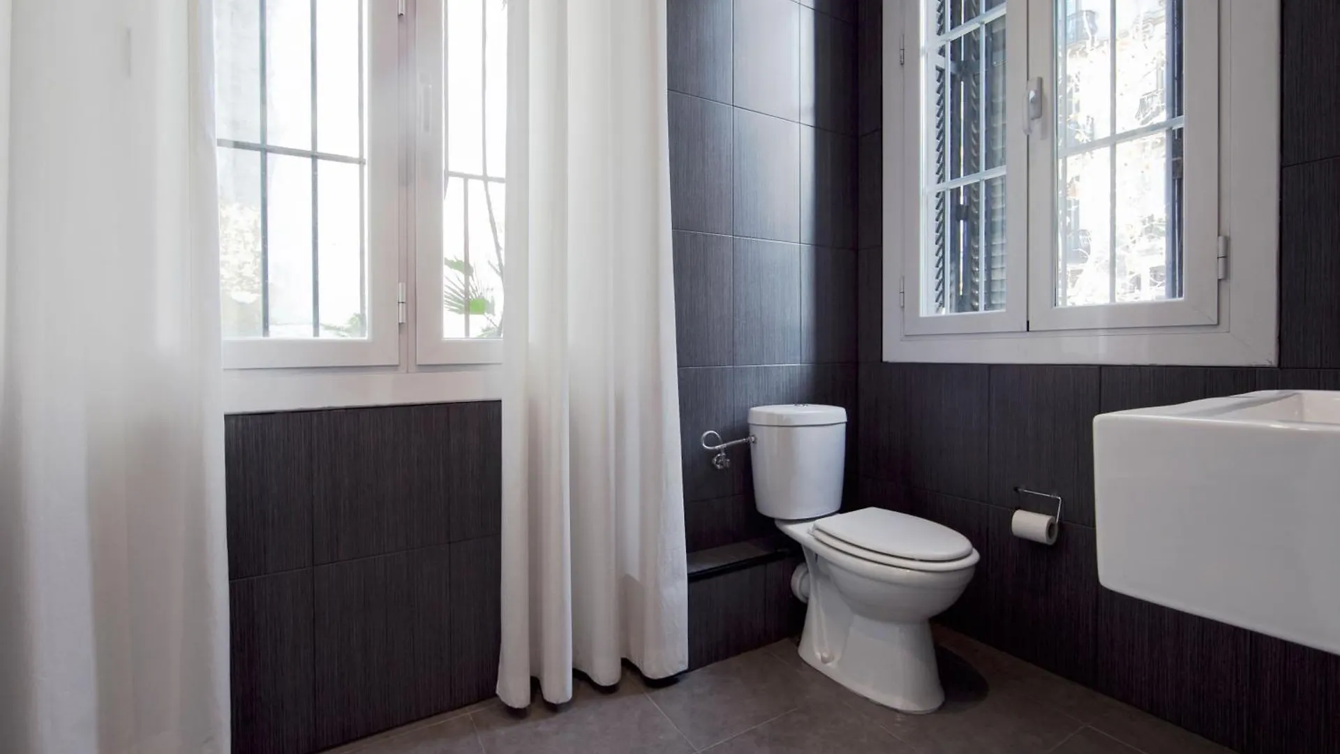 Hostal Boutique Khronos Barcelona 2*,  Španělsko